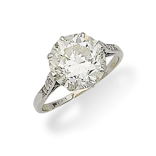 A diamond single-stone ring