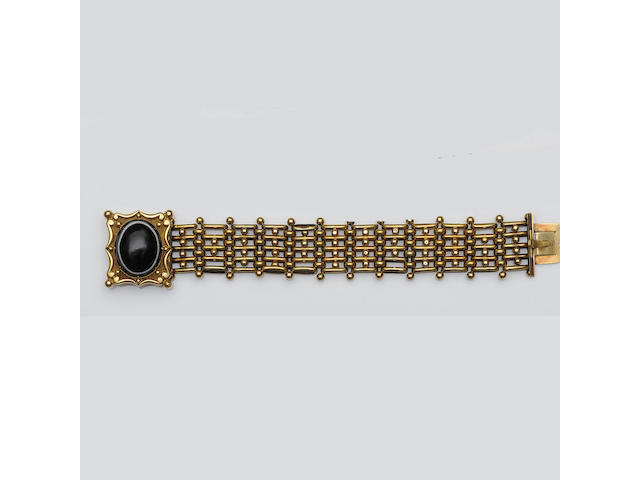 A mid 19th century gold and agate bracelet