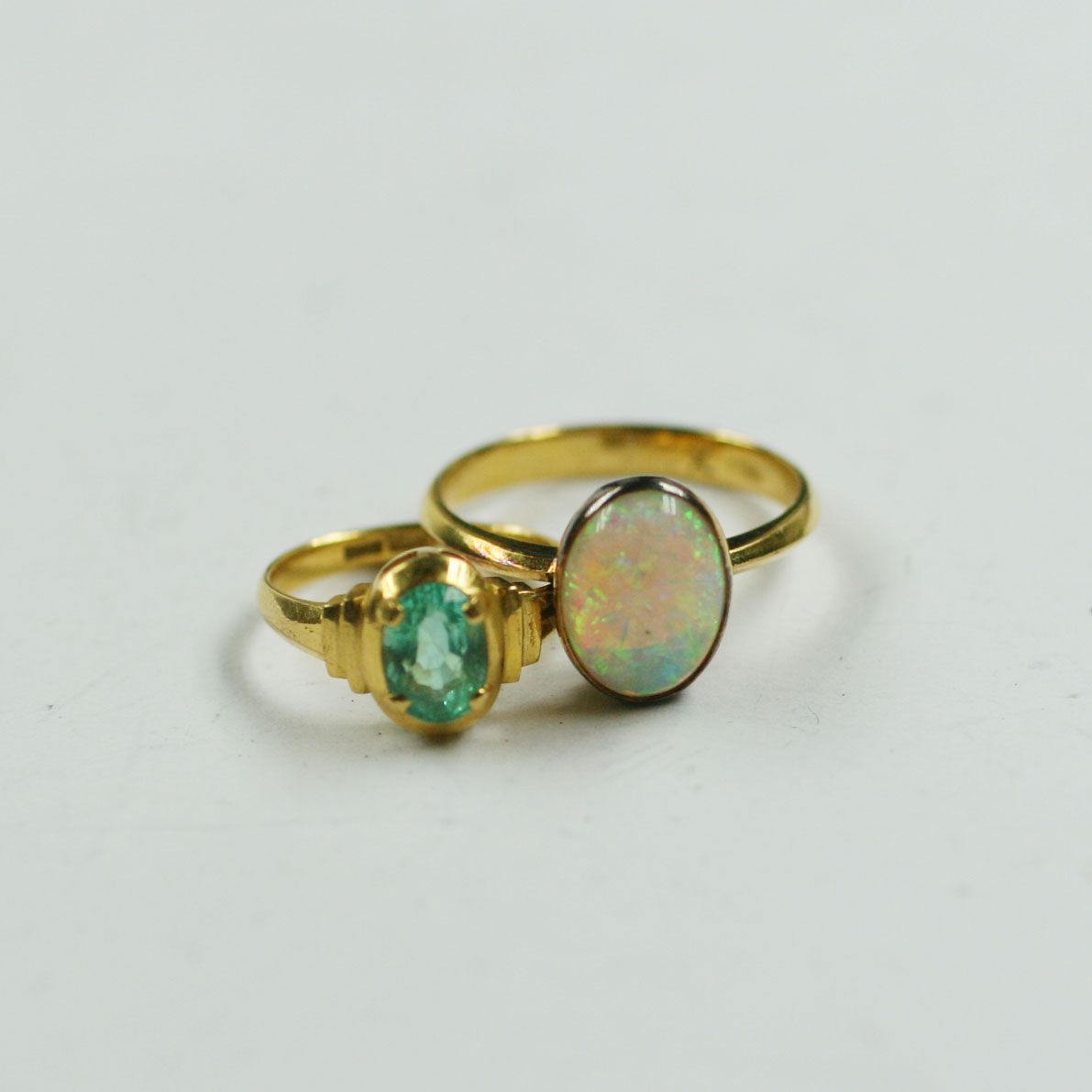 Two gem set rings,