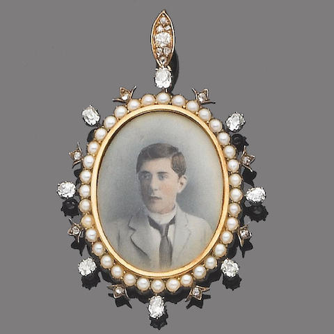 A pearl and diamond locket pendant,