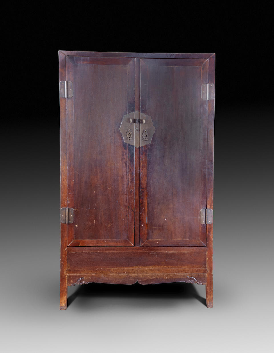 A pair of rare square-corner flush-sided jichimu cabinets Late Ming / early Qing dynasty