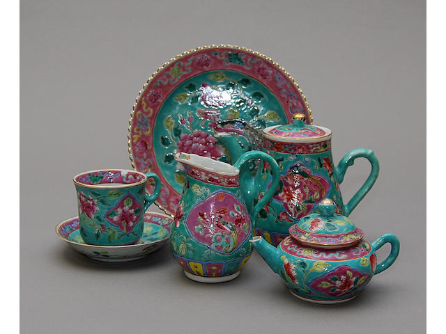 A Chinese porcelain famille rose tea set, 20th century