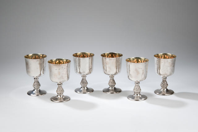 A set of six modern silver goblets Barrowclift Silvercraft, Sheffield 1973  (6)