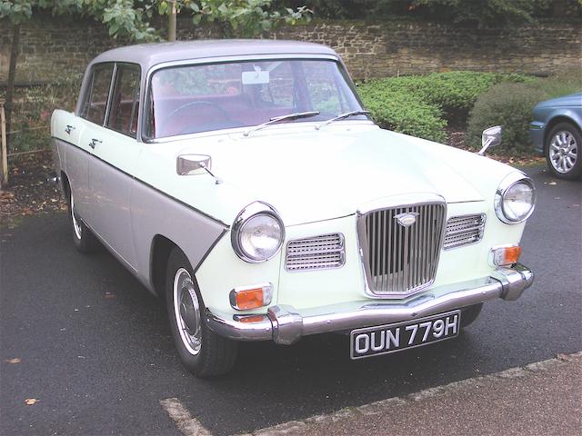 Concours d'&#233;l&#233;gance condition,1969 Wolseley 16/60 Four Door Saloon  Chassis no. W-HS3/82394-M Engine no. 16AA-U-H/93969