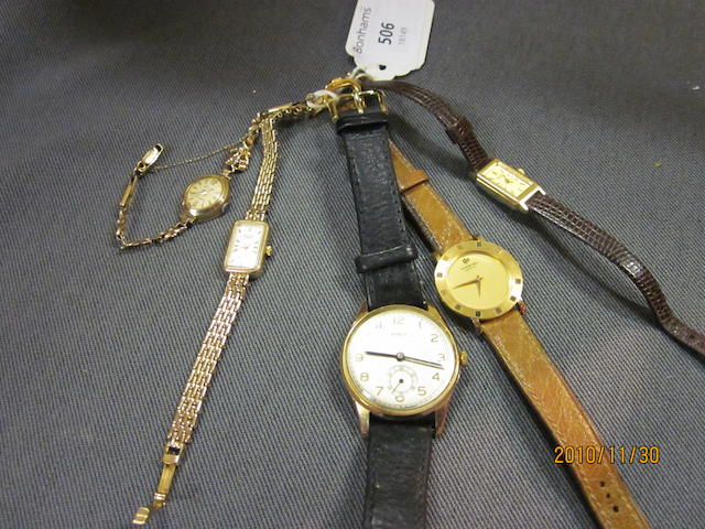 Accurist: A lady's 9 carat gold bracelet watch, (5)