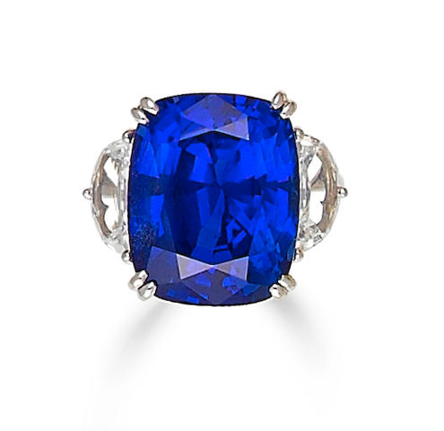 Bonhams : An important sapphire and diamond ring