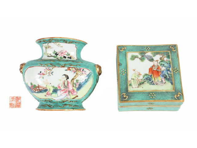 A Chinese famille rose wall pocket and a box and cover Qianlong period.