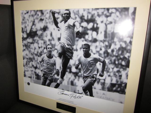 Pele hand signed picture