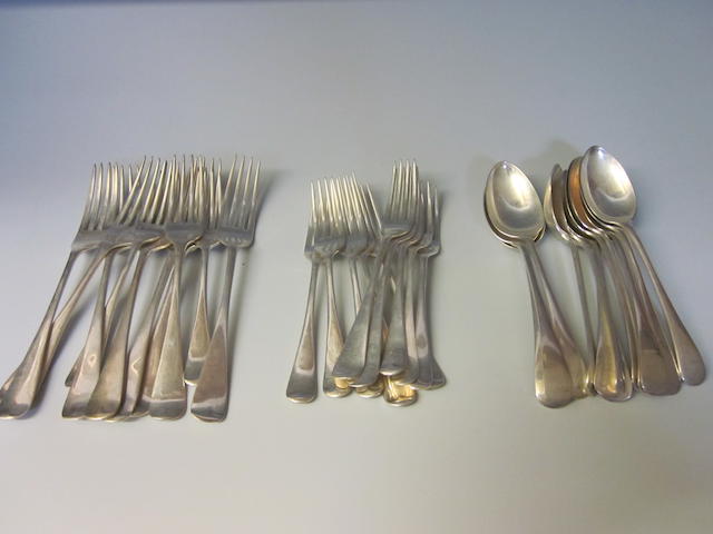 A composite canteen of Old English pattern flatware, Sheffield 1910, 1905, 1931, mixed dates and makers,
