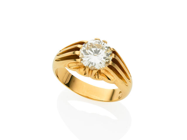 A Gentleman's 3.39 carat solitaire diamond signet ring
