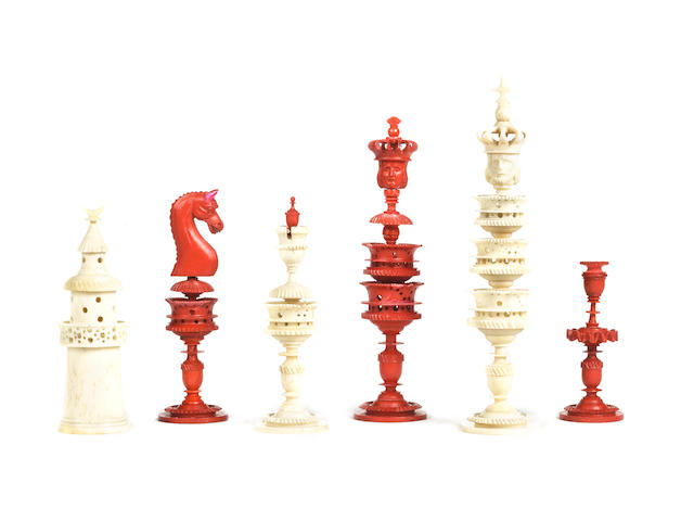 A "Selenus Pattern" bone chess set, German, early/mid 19th century,
