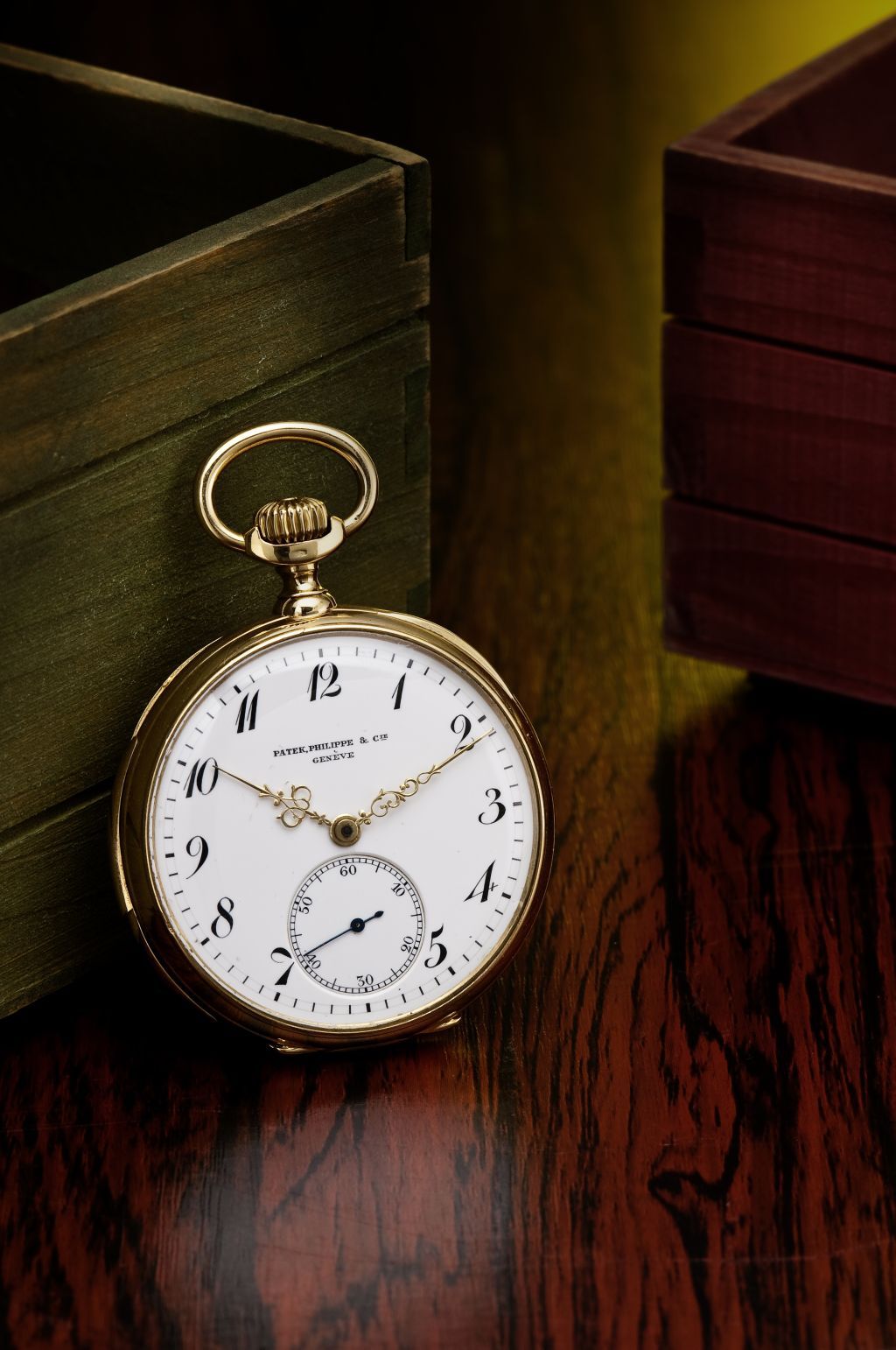 Bonhams : Patek, Philippe & Cie. A fine and rare 18ct gold keyless ...