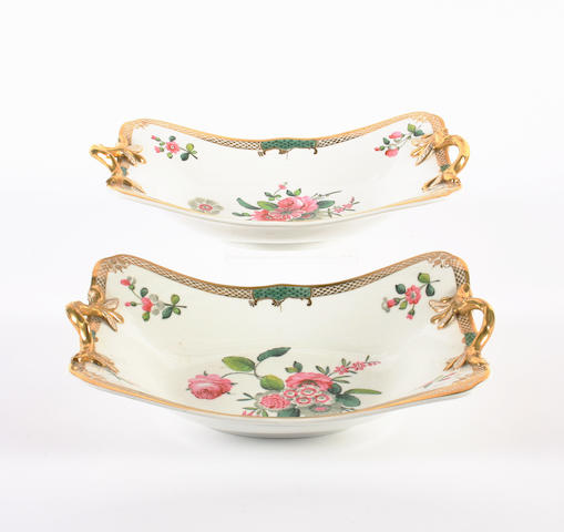 A pair of Spode dishes, circa 1820