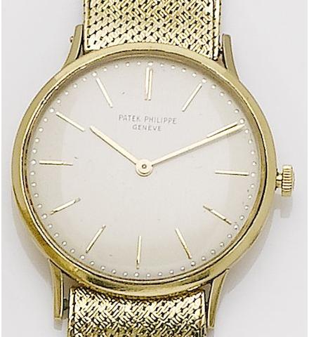 Patek Philippe. An 18ct gold manual wind bracelet watchRef:3484, Case No.2645333, Movement No.1140468