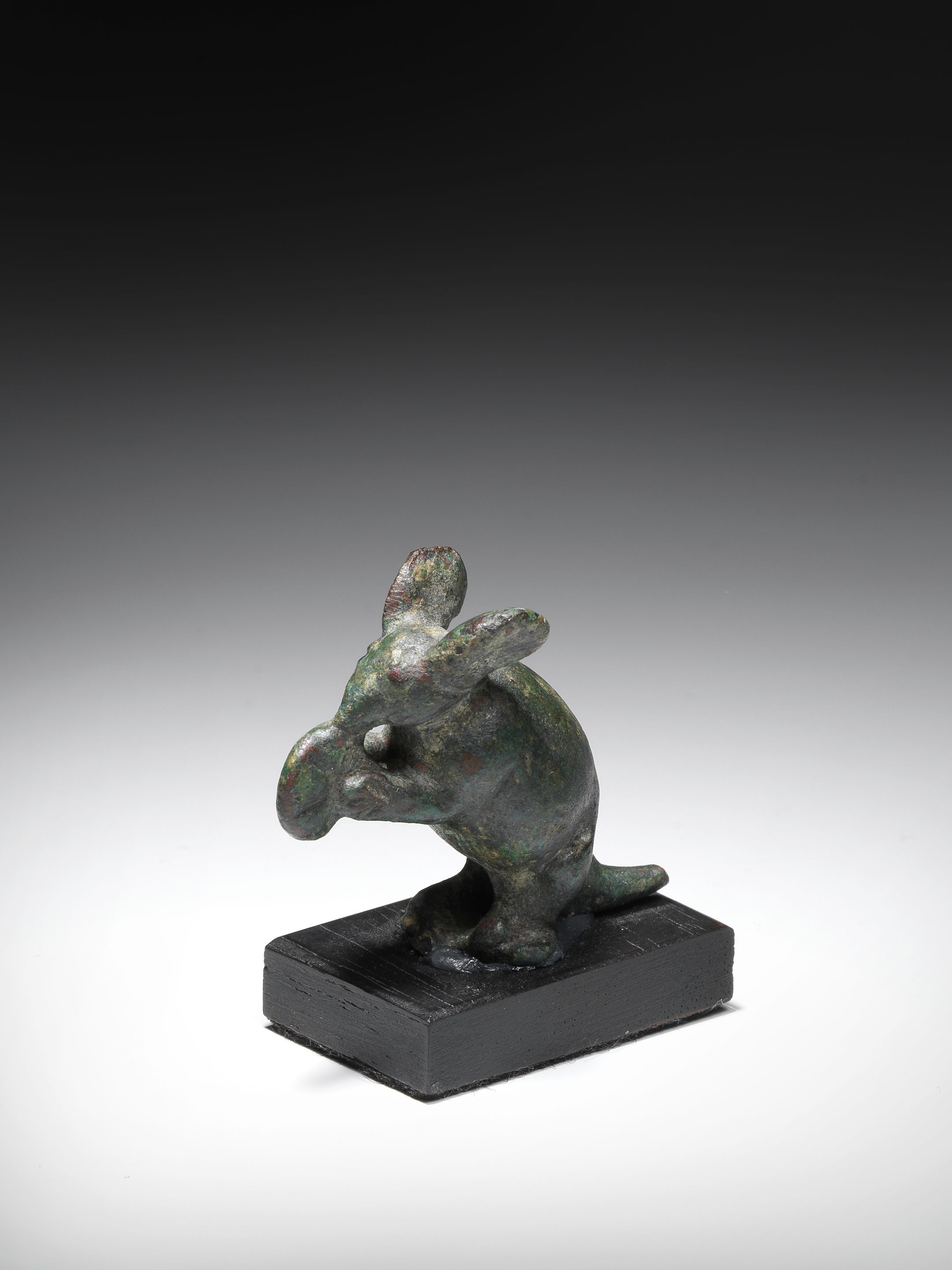 A Roman bronze mouse