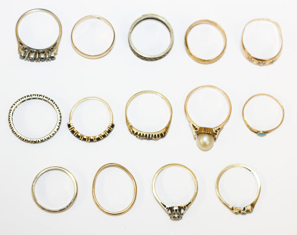 A collection of jewellery, (quantity)