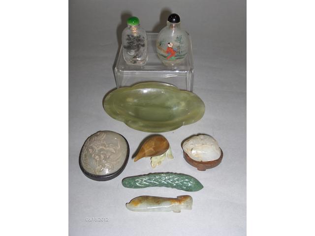 A Chinese green jade lobed dish together with two snuff bottles and five jadite ornaments.(8)