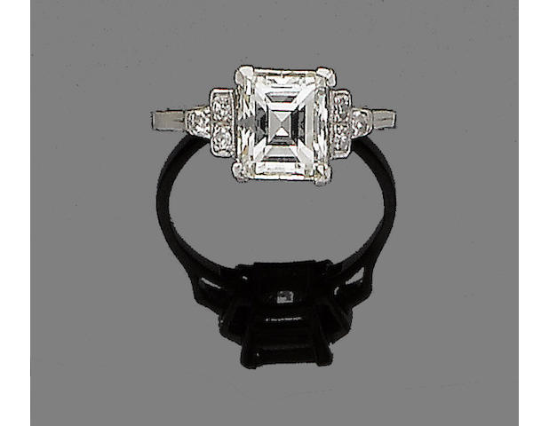 An art deco diamond single-stone ring,