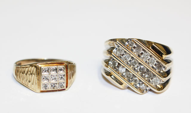 Two diamond set rings, (2)