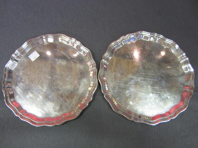 A pair of George V silver waiters Sheffield 1934