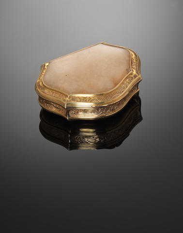 A George II gold and hardstone mounted snuff box by Francis Harache, London 1741