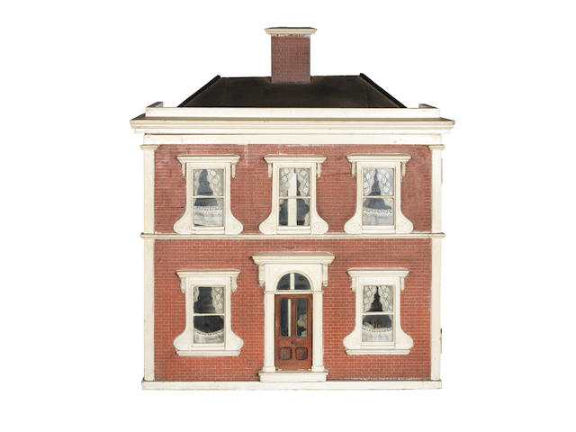 Painted wooden dolls house and contents, English circa 1860
