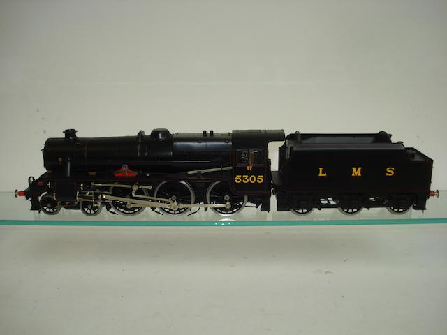 A 7mm finescale model of a Class 5 4-6-0 'Alderman AE Draper' locomotive No.5305 and tender Built by Vic Green and painted by Alan Brackenborough