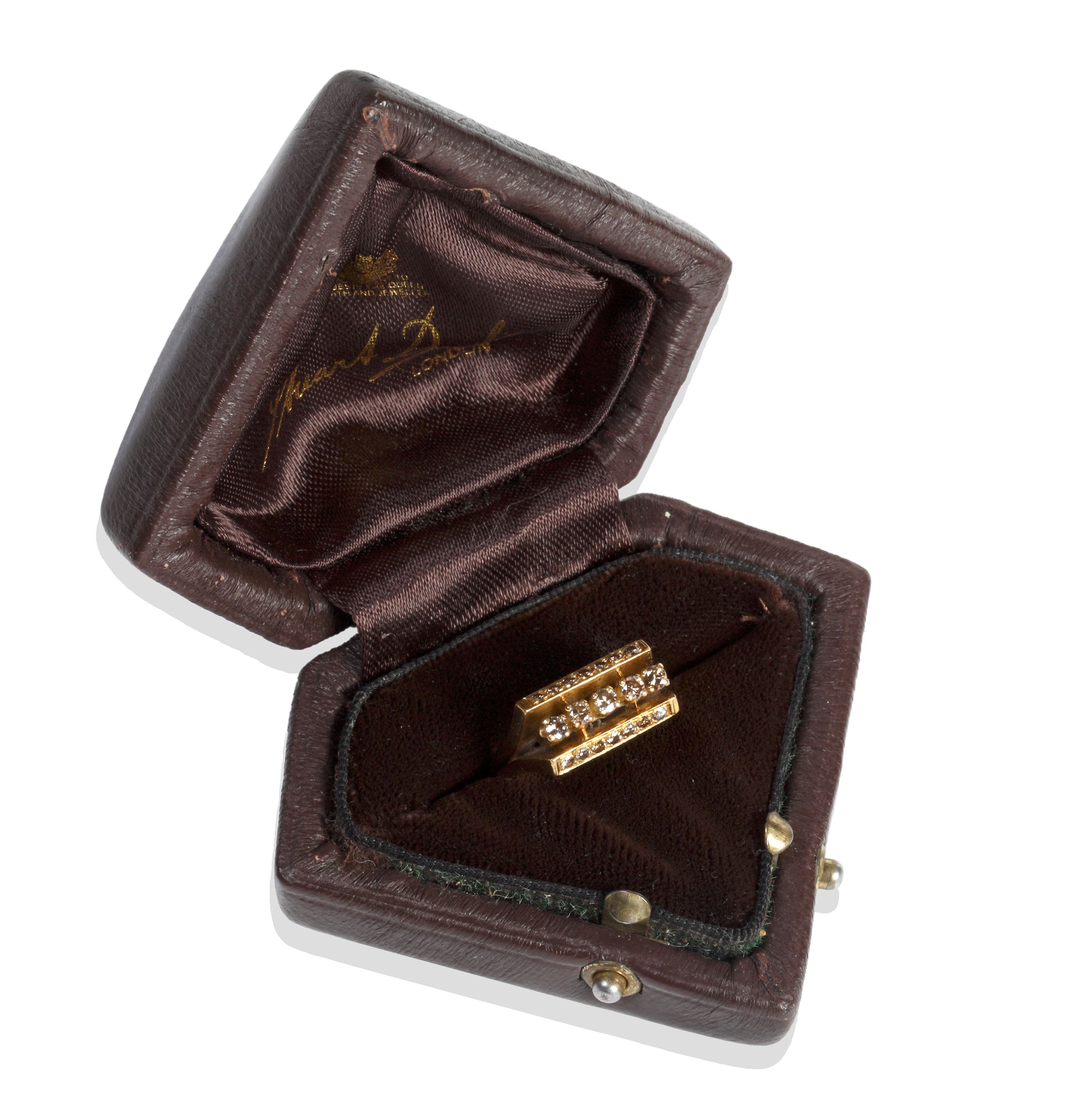 Stuart Devlin: A diamond dress ring