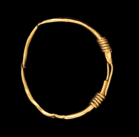 Bonhams : A Roman gold bracelet