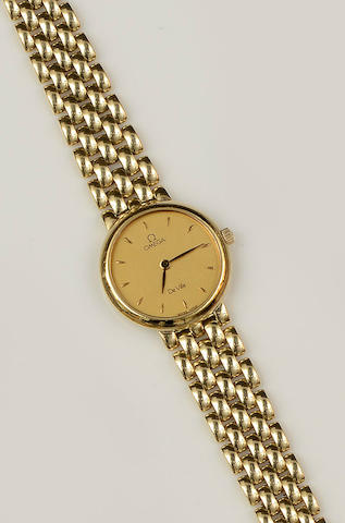 Bonhams : Omega: An 18ct gold lady's De Ville quartz wristwatch