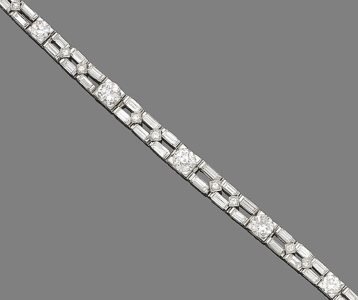 An art deco diamond bracelet, image 1