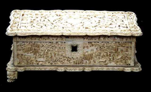A Canton ivory casket 19th century