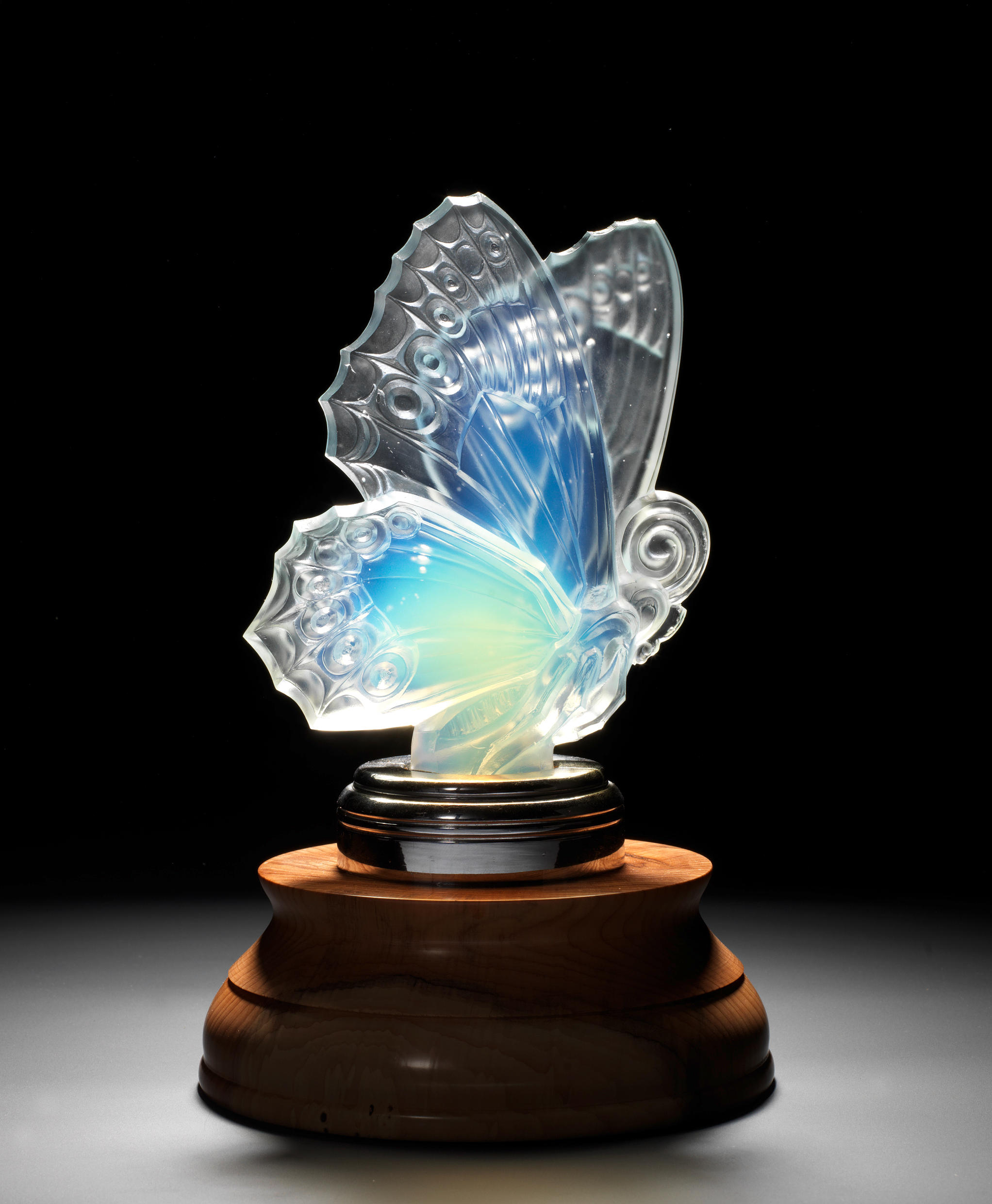 A fine 'Papillon' (Butterfly) mascot in opalescent glass, by Sabino...