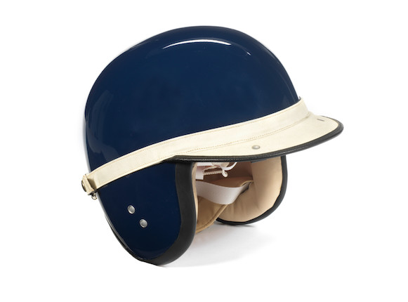 A replica of Jim Clark's 1963 'Everoak' Racemaster helmet, image 1