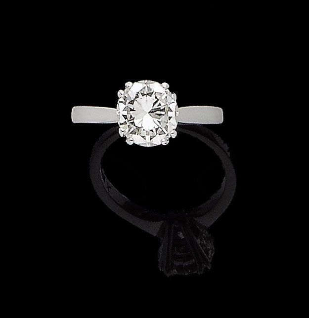 A diamond single-stone ring