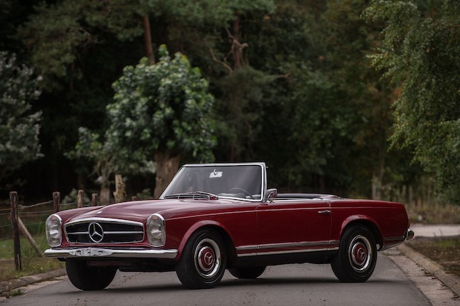 EU delivery,1970 Mercedes-Benz 230SL Convertible with Factory Hardtop  Chassis no. 113042-10-007988 Engine no. 12798-10-006813 image 3