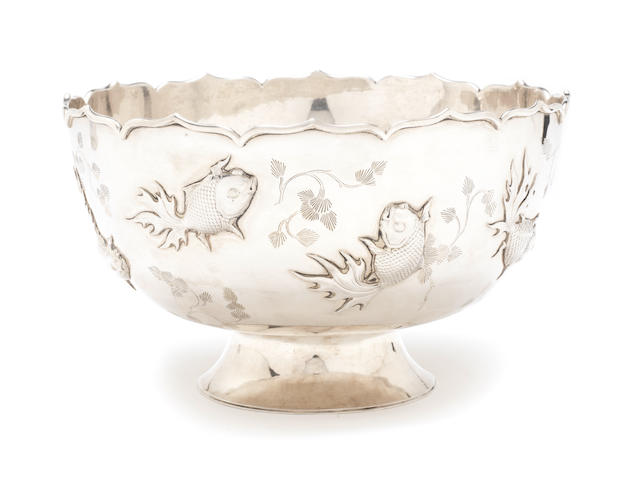 A late 19th / early 20th century Chinese export silver bowl by Zee Wo, also stamped with two character marks, Shanghai, circa 1900