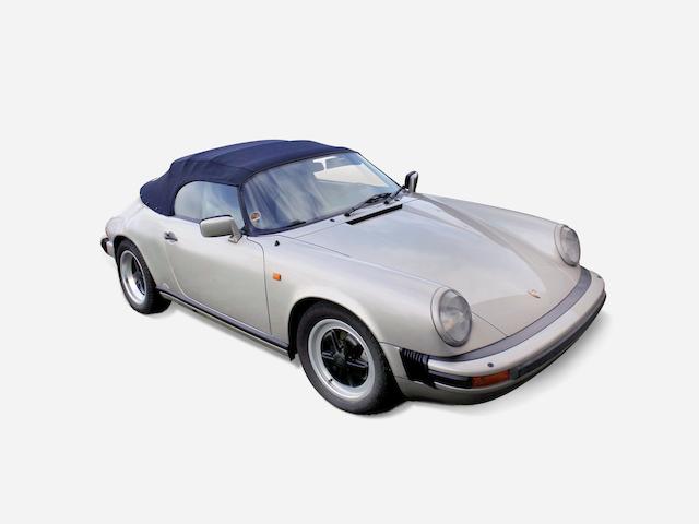 Un seul propri&#233;taire, moins de 650 kilom&#232;tres d'origine, 171 exemplaires construites,1989 Porsche 911 'version &#233;troite' Speedster