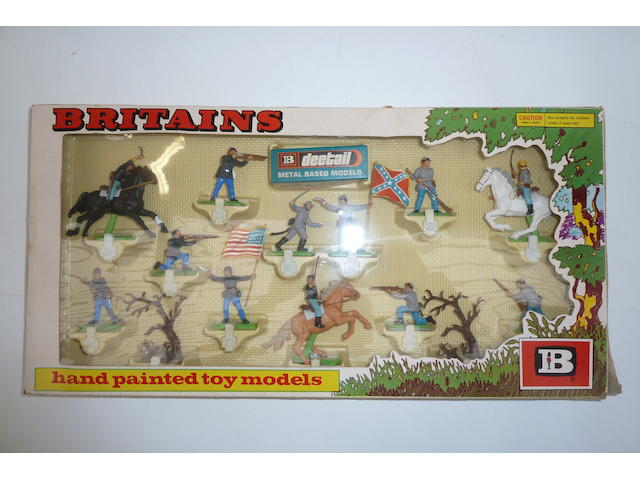 Britains plastic Deetail series 400 approx