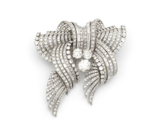 A diamond double-clip brooch/necklace, (3) (partially illustrated)