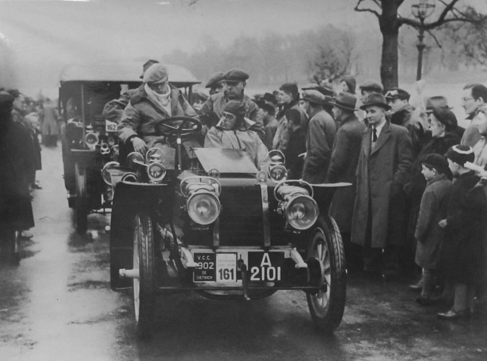 Ex-Lord Iveagh, Francis Hutton-StottOffered from the Michael Banfield Collection,1902 De Dietrich 16-hp "Paris-Vienna" Rear-Entrance Tonneau  Chassis no. 1036 Engine no. 558
