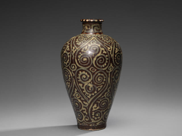 A fine and very rare Jizhou 'guri'-style vase, meiping Southern Song Dynasty