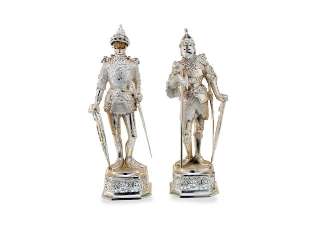 A Continental silver pair of knights by Israel Segalov London 1925, bearing import marks