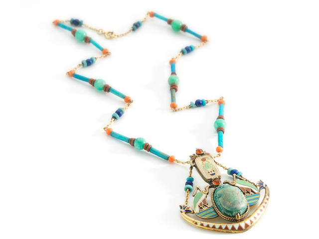 An Egyptian revival pendant necklace,