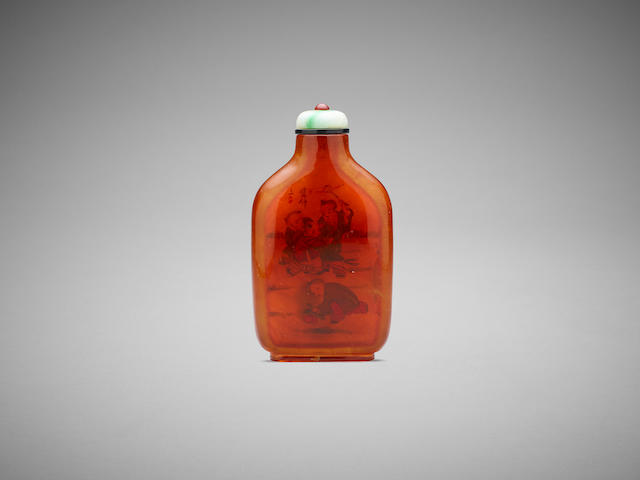 A Chinese inside painted 'playing children' amber snuff bottles Attributed to Ye Zhongsan, Ye family, early 20th century