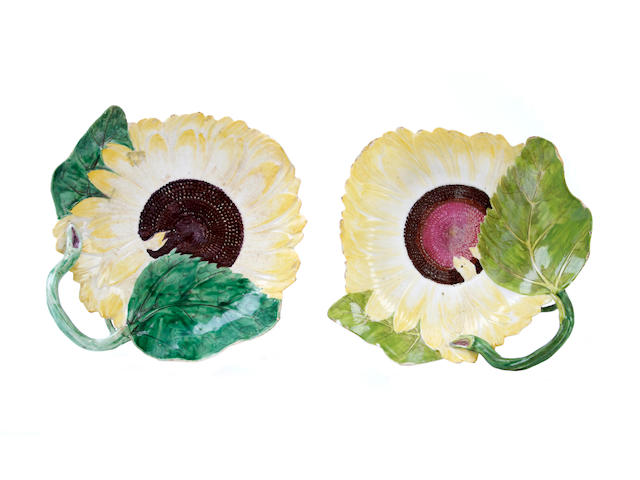 Two Chelsea sunflower dishes, circa 1755