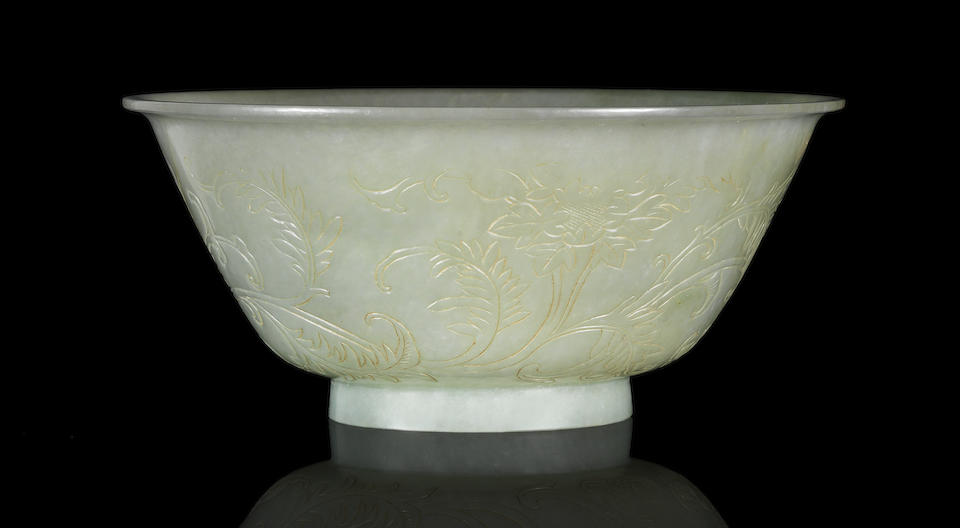 A rare pale green jade Mughal-style bowl and stand 18th century (2)