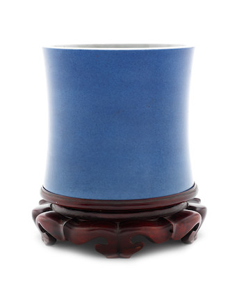 A Chinese powder blue brush pot, bitong Kangxi six-character mark (2) image 1