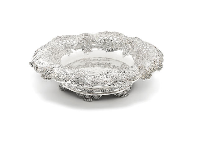 Bonhams : British and European Silver and Objects of Vertu