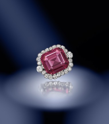 An exceptional 19th century spinel and diamond jewel image 1